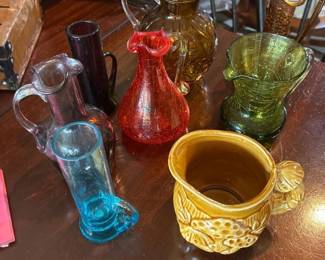323 vintageartglassminiaturepitchersand