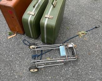 341 vintagesuitcaselot