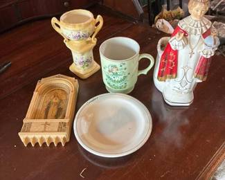 328 assorteddecorativeceramicandporcelai