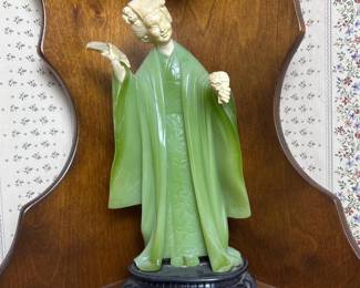 237 wonyfauxjadegeishawomanfigurine