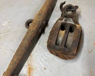 025 antiquewoodandirondoublesheavebloc