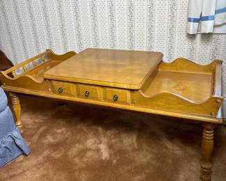 229 vintageathenstablecowoodencoffeeta