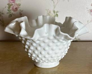 143 whitehobnailruffledmilkglassbowlfe