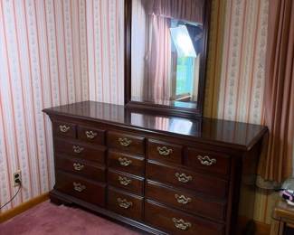 096 thomasvilledresserwithremovablemirro