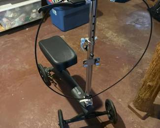 305 bodymedkneewalkerscooter
