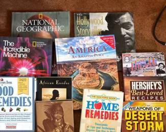 368 assortedbooksandmagazineslot