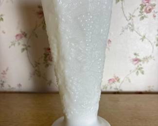 144 milkglassvasewithgrapeandleafdesi