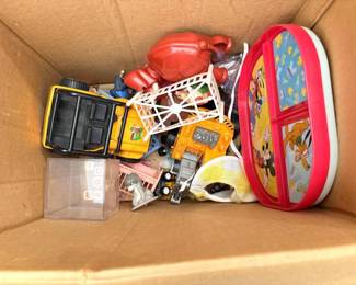 214 mysteryvintagetoylot