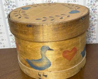 236 vintagefolkarthandpaintedwoodenpan