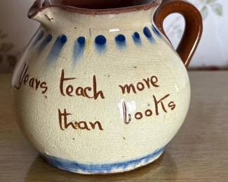 161 handpaintedfolkartpotteryjugwithf