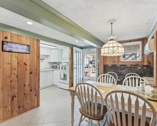 DINING TABLE CHAIRS