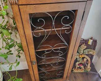 Standing Cabinet