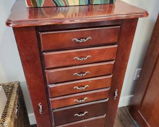 Standing Jewerly Cabinet