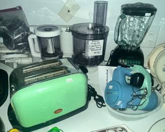 MORPHY RICHARDS TOASTER, KITCHENAID HAND MIXER,