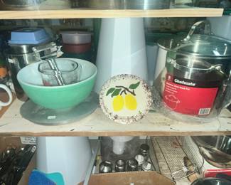 PYREX BOWL, STOCK POT