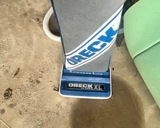 ORECK XL VACUUM
