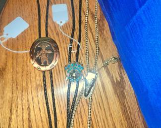 BOLO TIES