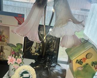 3-LIGHT LILLY PAD LAMP