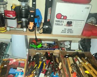 ALL KINDS OF LIGHTS, ROCK TUMBLER IN BOX