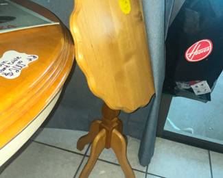 WOODEN TILT-TOP TABLE