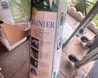 RAINIER 11' X 11' DOME FAMILY TENT IN BOX