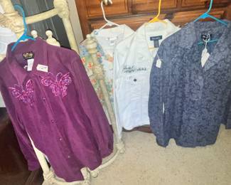 LOTS OF FINE WOMEN'S CLOTHING - MANY NEW WITH TAGS