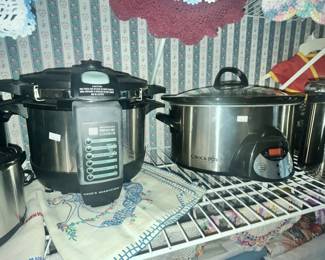 PRESSURE COOKER, CROCK POT