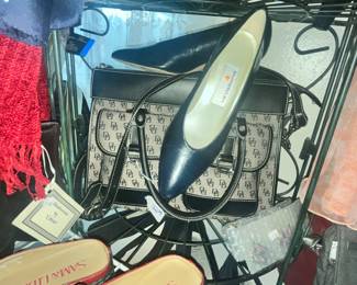 DOONEY & BOURKE PURSE & LIZ CLAIBORNE SHOES