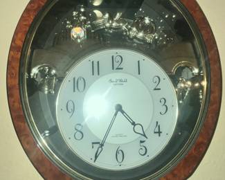 CINDERELLA MOTION CLOCK BY RHYTHM