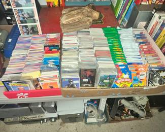 BASEBALL CARDS! LOOSE & SEALED PACKS