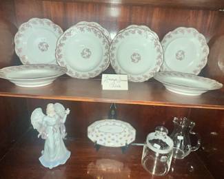 BEAUTIFUL LIMOGES CHINA