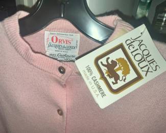 ORVIS 100% CASHMERE SWEATER - NEW WITH TAGS!