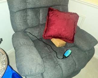 MASSAGE RECLINER