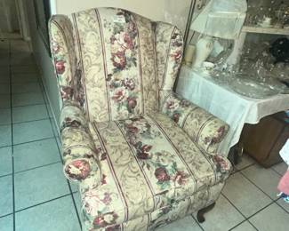 WINGBACK CHAIR