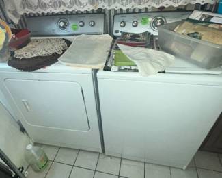 MAYTAG CENTENNIAL LARGE CAPACITY DRYER & WASHER