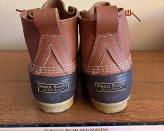T65 - $45. Mens Size 13. Bean Boots - L.L. Bean. Like New.