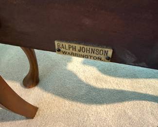 T5 - $200. Set of 6 Ralph Johnson Warrington Dining Chairs. All seats need redone. Frames are all solid. Project pieces!