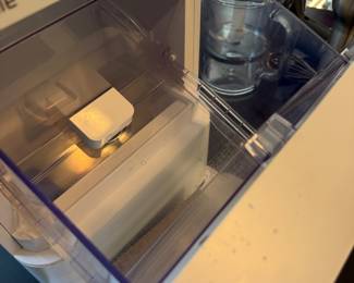 T23 - $200. GE Profile Ice Maker. Model XPIO23SW30W. Looks gently used and in excellent condition.