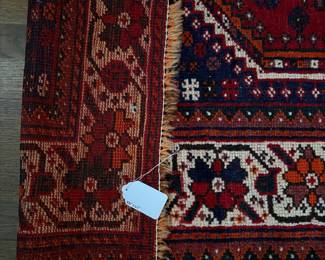 T49 - $325. Vintage Rug in Excellent Condition. Measures 101" x 62".