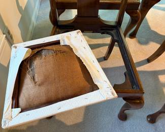 T5 - $200. Set of 6 Ralph Johnson Warrington Dining Chairs. All seats need redone. Frames are all solid. Project pieces!
