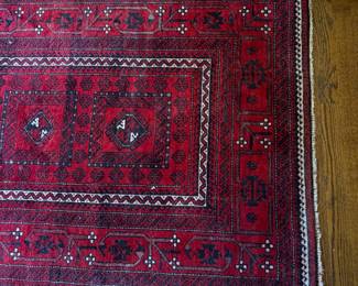 T62 - $325. Runner / Area Rug. Excellent Condition. Measures 43" x 92".