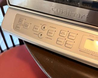 T26 - $40. Cuisinart Exact Heat Convection Toaster Oven Broiler.