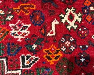 T1 - $395. Persian Shiraz Are Rug - feels like wool but no tag. Measures 70” x 113”. Very gently used - I think it’s relatively new.