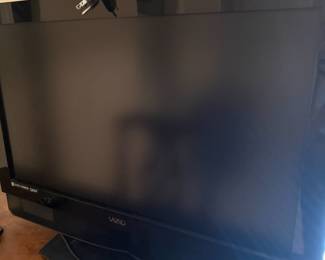 Vizio flat screen HDTV with stand and power cord