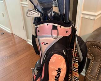 TaylorMade R7 pink golf cart bag with Opal-LS clubs