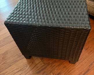 Black resin wicker cube side table with square top