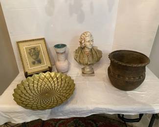 Classical Decor