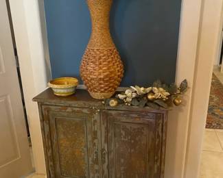 Cool Wood Finish Entryway Cabinet
