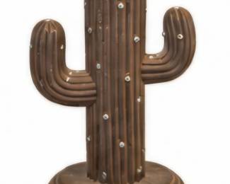 Metal cactus décor