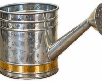 Metal watering can
